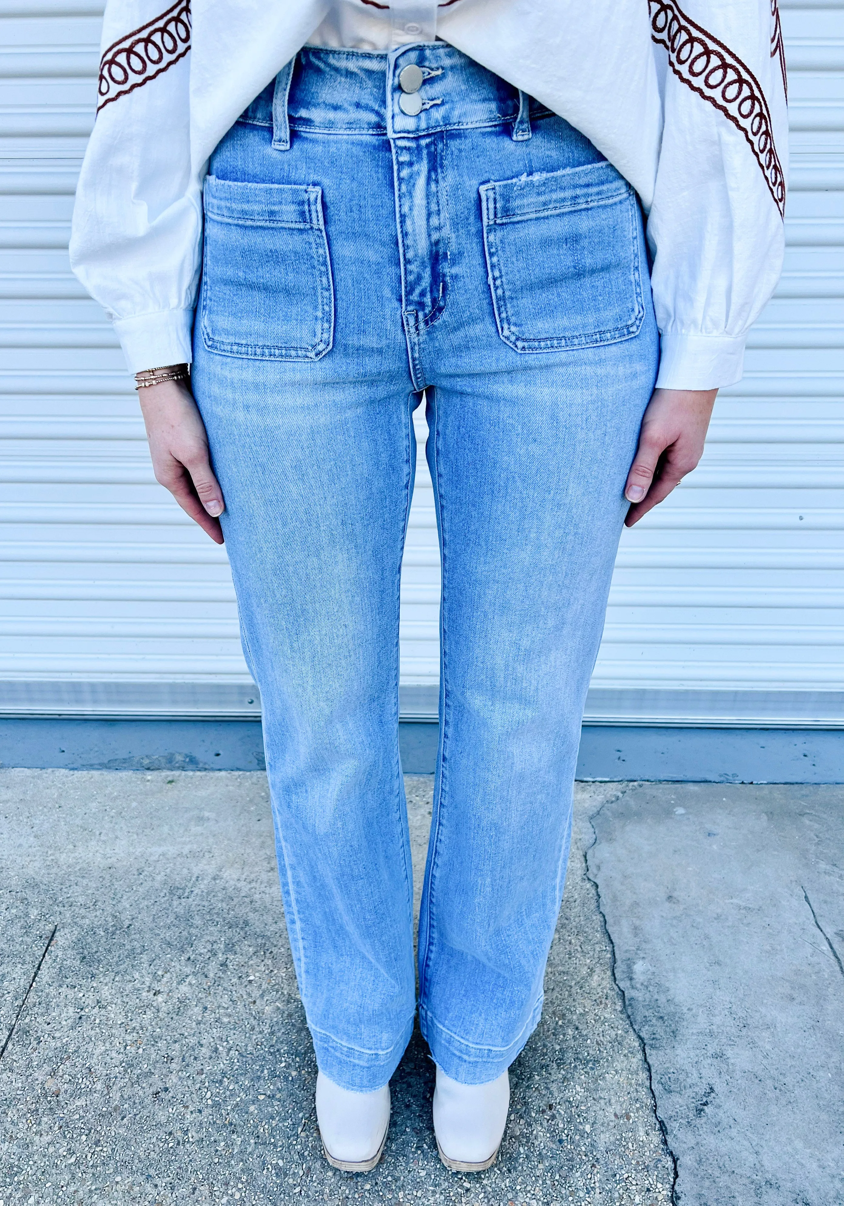 COMMON GROUND HIGH RISE FLARE JEANS