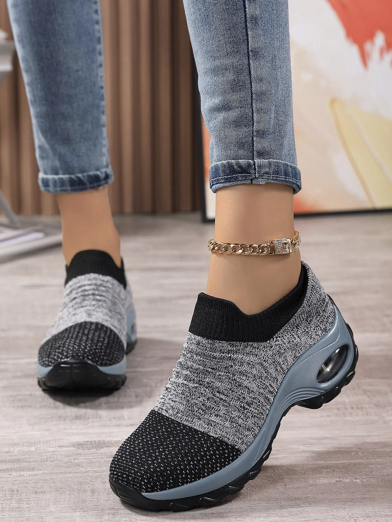 Two Tone Slip On Running Shoes