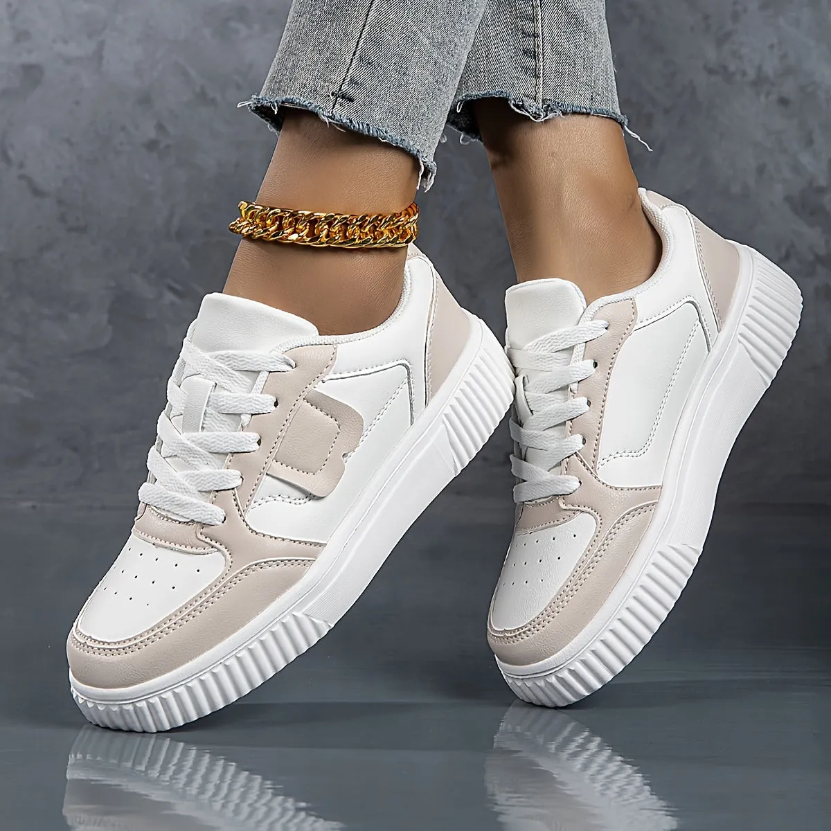 Women's Plus Size Ultra-Light Fashion Sneakers