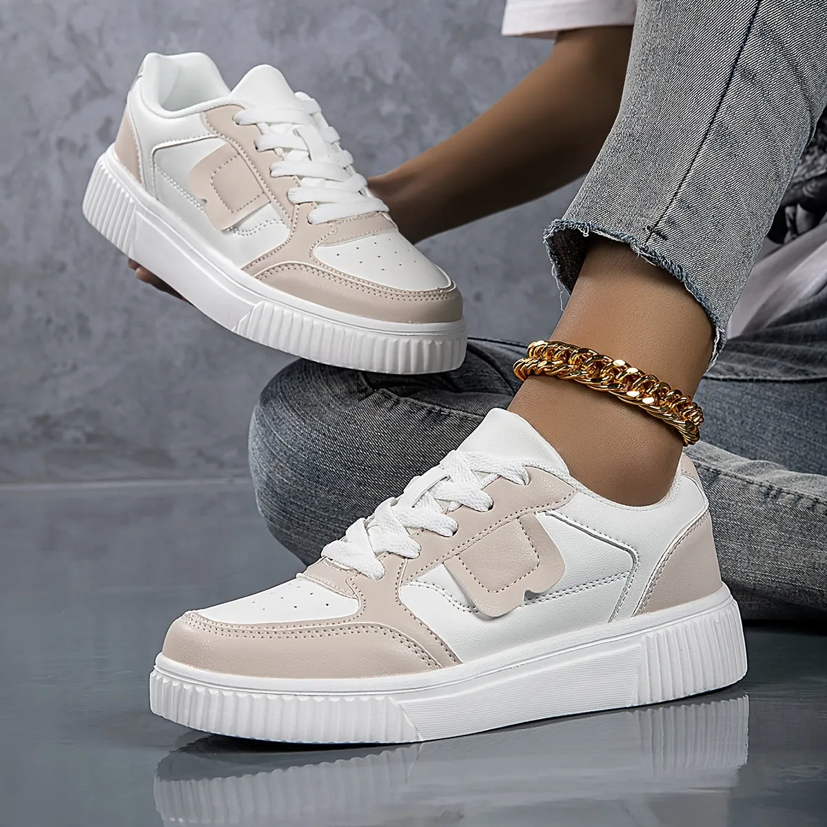 Women's Plus Size Ultra-Light Fashion Sneakers