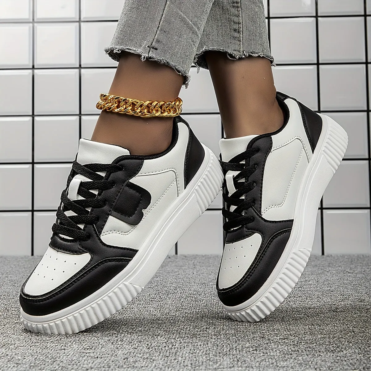 Women's Plus Size Ultra-Light Fashion Sneakers